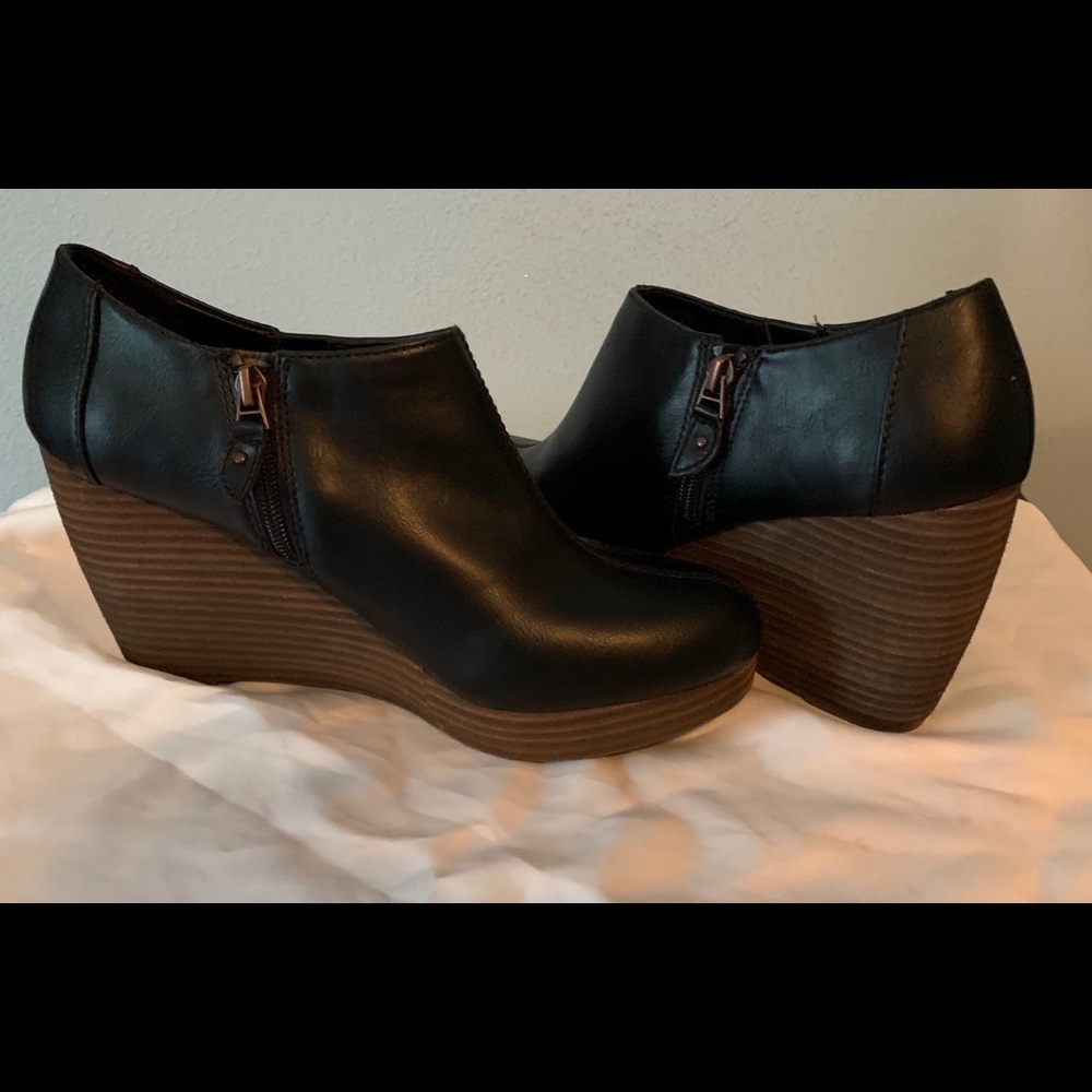 Women’s shoes